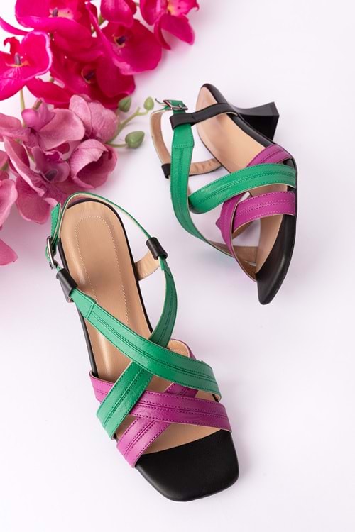 Gondol Kadın Hakiki Deri Renkli Topuklu Ayakkabı ast.6126 - Siyah Kombin - 38