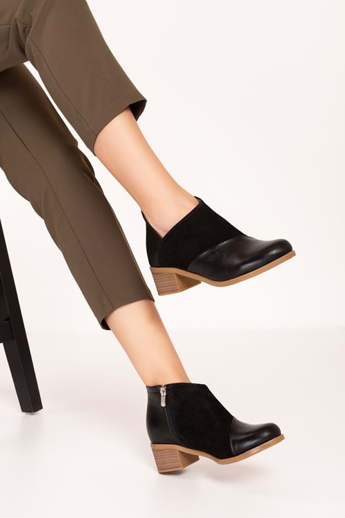 Gondol Kadın Hakiki Deri Klasik Topuklu Bot anl.2790 - Siyah Süet - 36