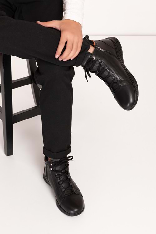 Gondol Erkek Hakiki Deri Hafif Esnek Kaymaz Taban Bot af.1945 - Siyah - 40