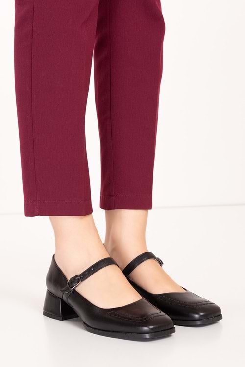 Gondol Kadın Hakiki Deri Tek Bantlı Topuklu Ayakkabı ss.416 - Siyah Cilt - 36