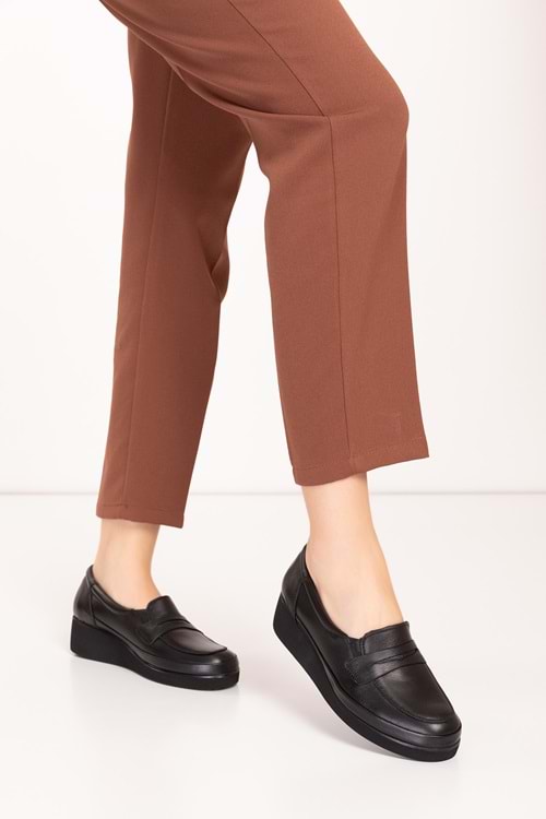 Gondol Kadın Hakiki Deri Rahat Ortopedik Anne Ayakkabı ndr.105 - Siyah - 36