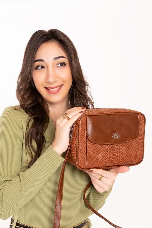 Gondol Yılan Deri Baskılı Şık Omuz Çanta ysm.1984 - Taba Croco - TEK EBAT