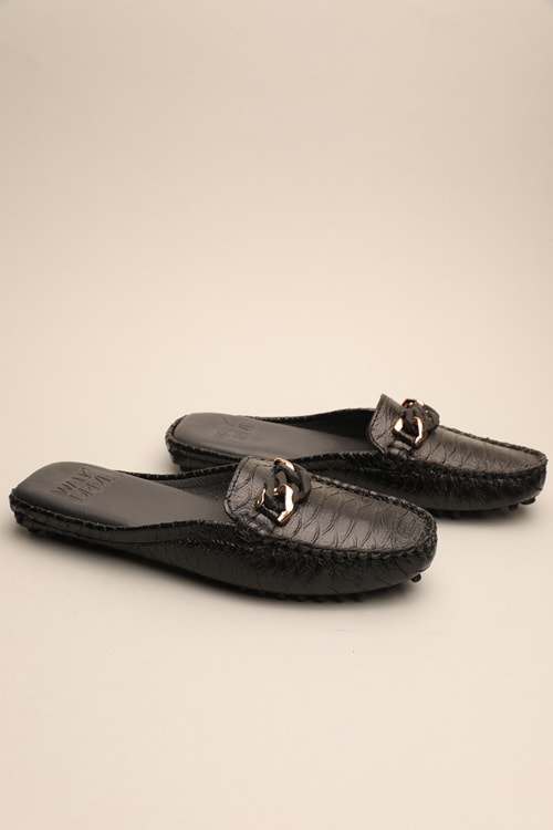 Gondol Kadın Hakiki Deri Klasik Terlik Siyah 37 ttx.914