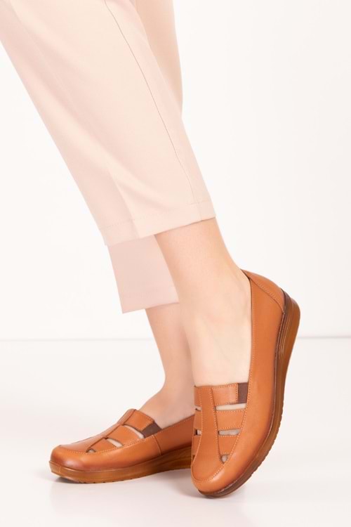 Gondol Kadın Hakiki Deri Anatomik Taban Anne Ayakkabı pyt.1207 - Taba - 38