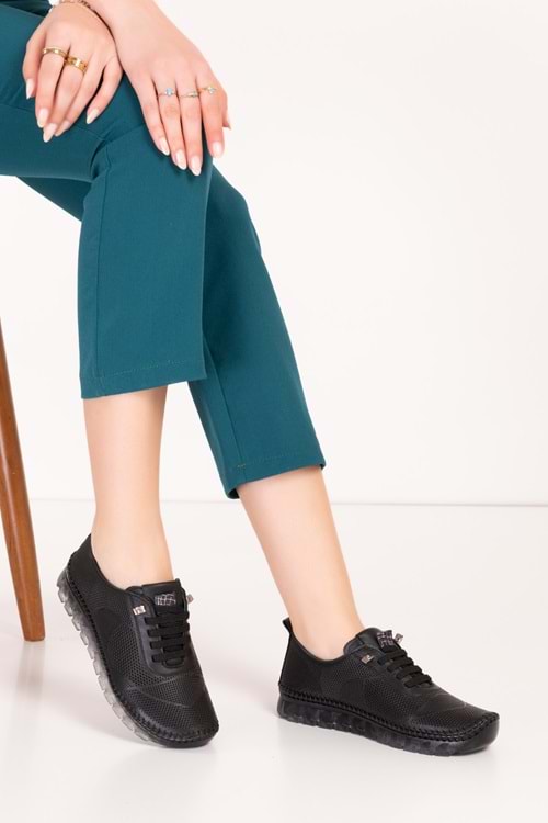 Gondol Hakiki Deri Rahat Esnek Hafif Taban Yazlık Ayakkabı kla.3622 - Siyah - 40