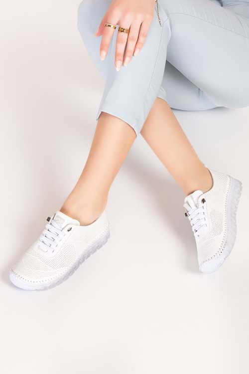 Gondol Hakiki Deri Rahat Esnek Hafif Taban Yazlık Ayakkabı kla.3622 - Beyaz - 37