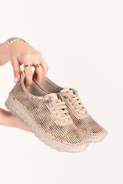 Gondol Hakiki Deri Rahat Esnek Hafif Taban Yazlık Ayakkabı kla.3623 - Bej - 37