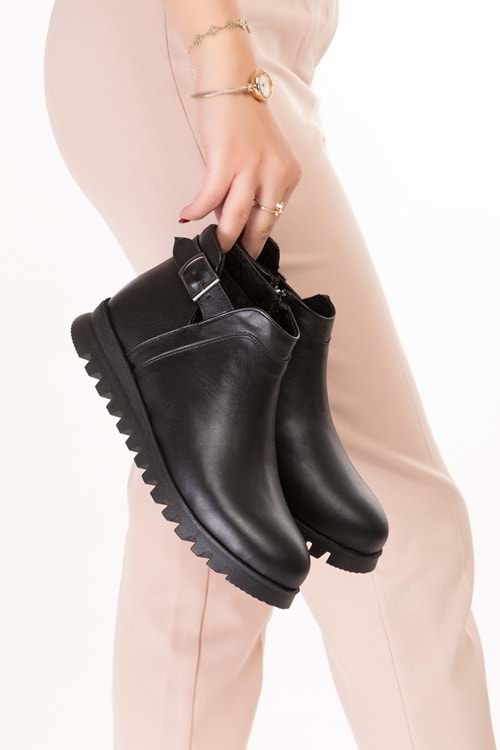 Gondol Hakiki Deri Kaymaz Taban Rahat Günlük Şık Bot mlk.3601 - Siyah - 36