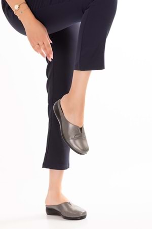 Gondol Hakiki Deri Ev Terliği Platin 36 özl.325