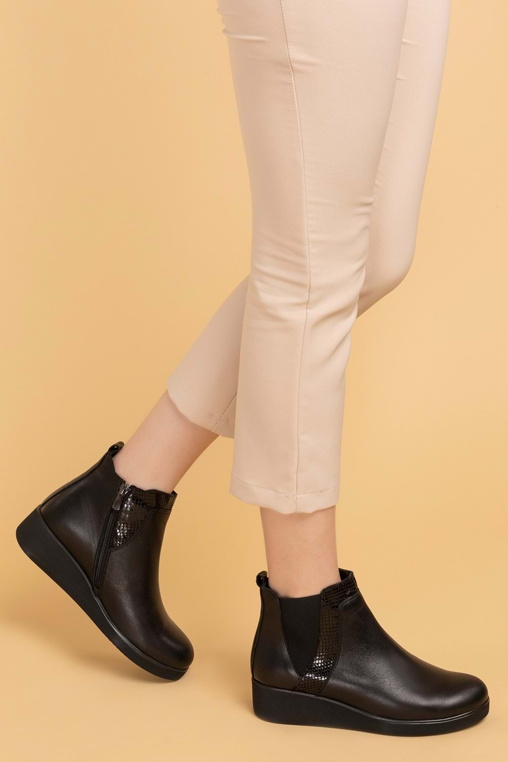 Gondol Hakiki Deri Anatomik Taban Bot Siyah 42 esfa.19902