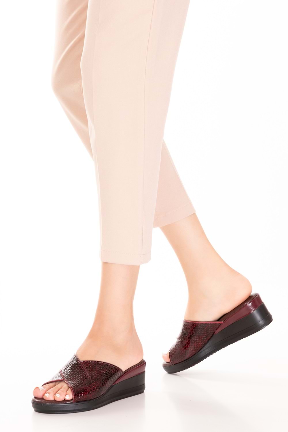 Gondol Hakiki Deri Ev Terliği özl.2763 - Bordo - 36