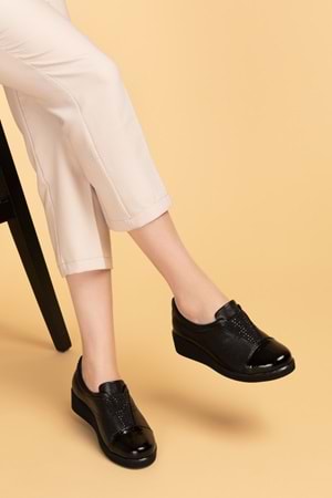 Gondol Hakiki Deri Anatomik Yumusak Taban Ayakkabı vdt.84 - Siyah Petek - 37