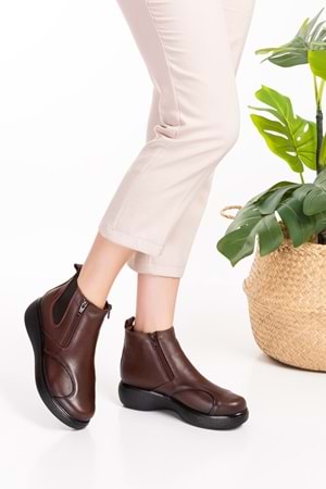 Gondol Hakiki Deri Anatomik Taban Kemik Çıkıntısına Özel Bot elnr.5107 - Kahverengi - 35