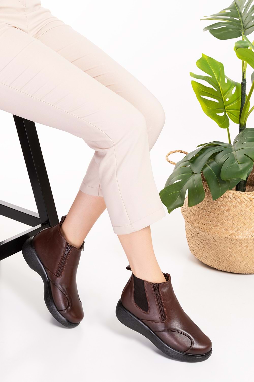 Gondol Hakiki Deri Anatomik Taban Kemik Çıkıntısına Özel Bot elnr.5107 - Kahverengi - 35