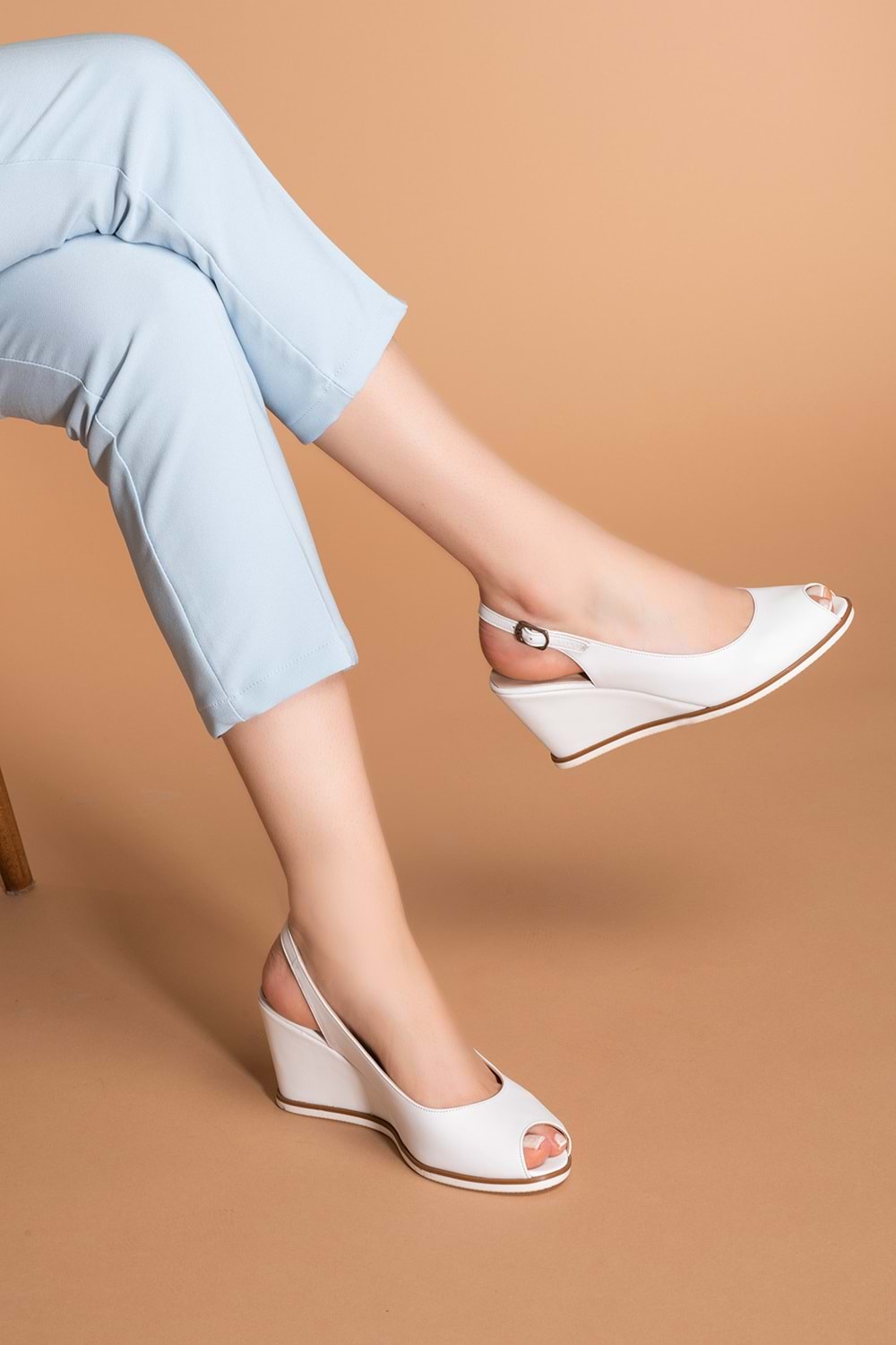 Gondol Kadın Hakiki Deri Dolgu Topuk Ayakkabı şhn.0109 - Beyaz - 36