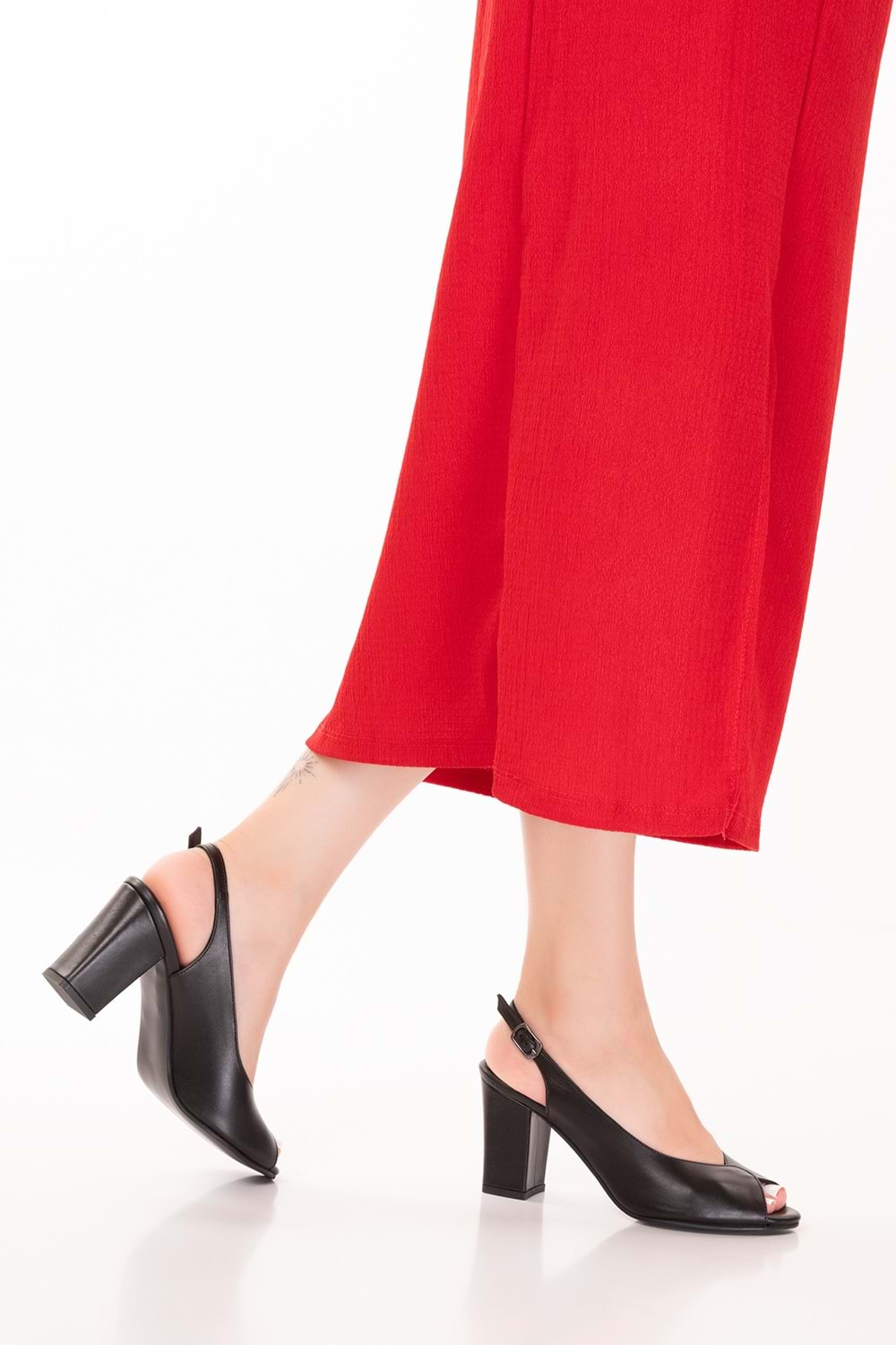 Gondol Kadın Hakiki Deri Klasik Topuklu Ayakkabı şhn.0091 - Siyah Cilt - 40