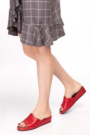 Gondol Kadın Hakiki Deri Şık Rahat Ev Terliği mik.60 - kırmızı - 41