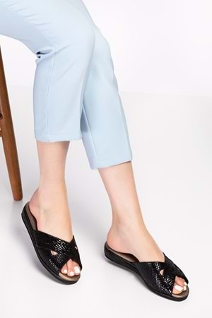 Gondol Kadın Hakiki Deri Şık Rahat Ev Terliği kayaş.191 - Siyah Yılan - 36