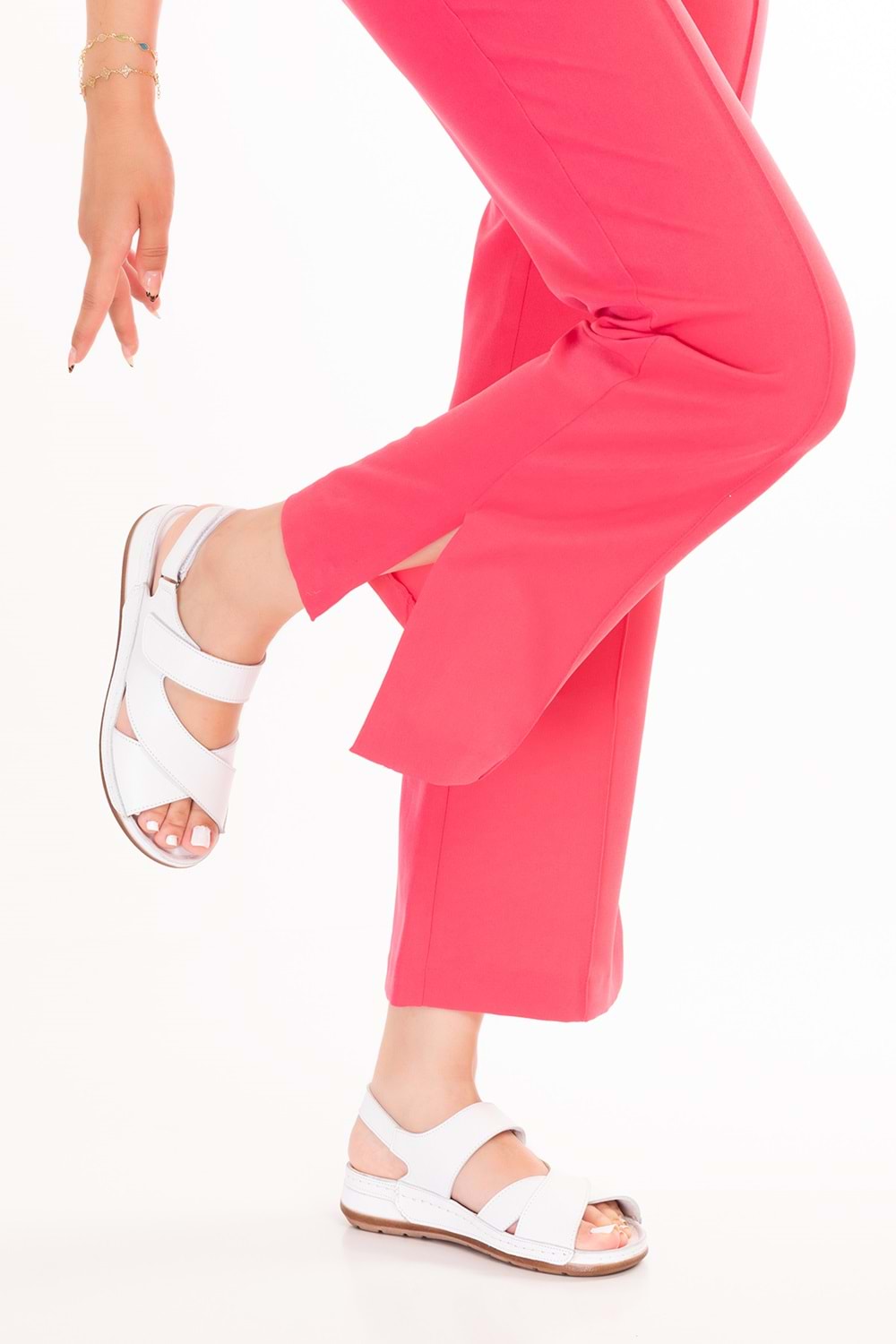 Gondol Kadın Hakiki Deri Anatomik Taban Sandalet iz.4601 - Beyaz - 41