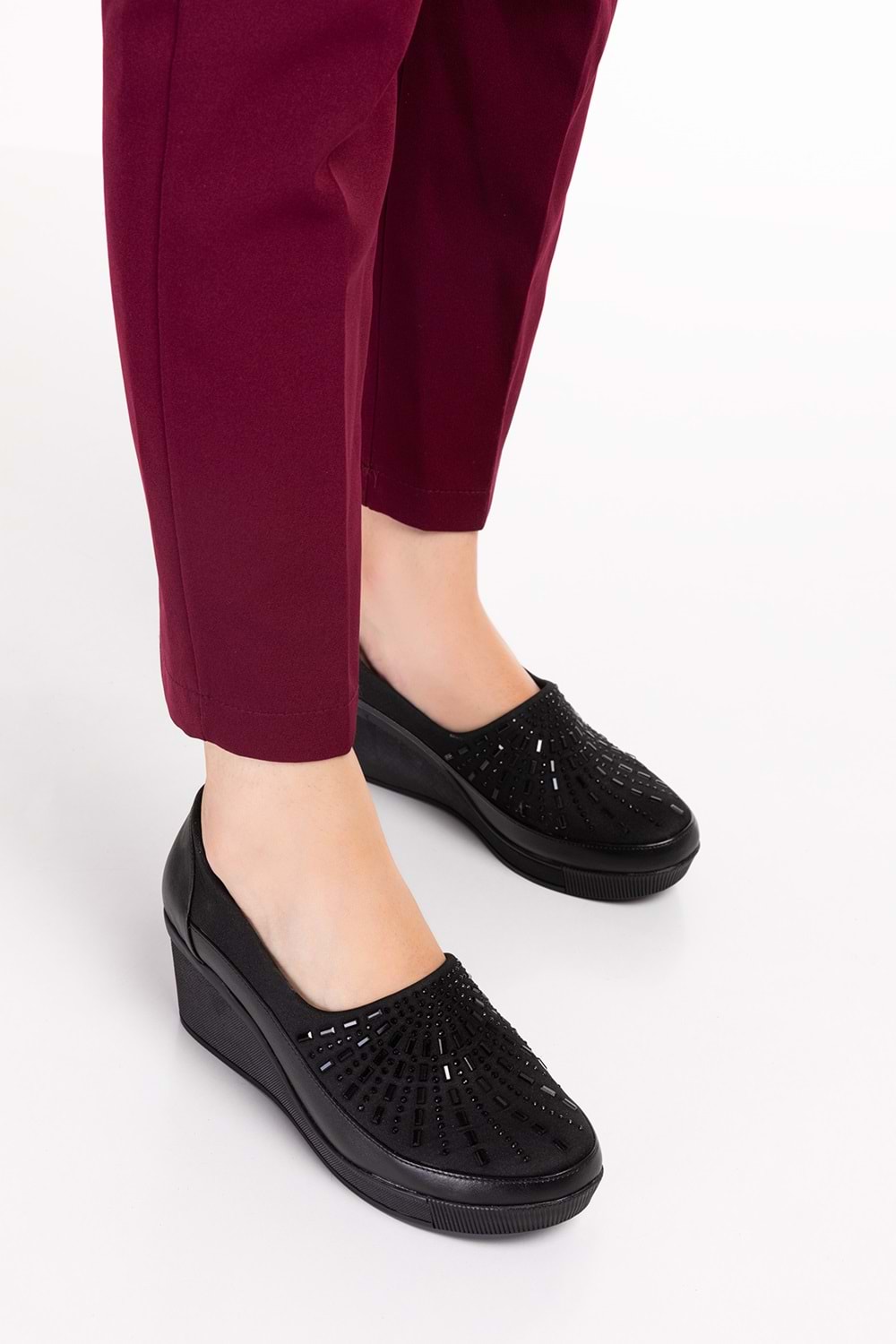 Gondol Hakiki Deri Dolgu Topuk Taşlı Anatomik Taban Ayakkabı vdt.592 - Siyah - 37