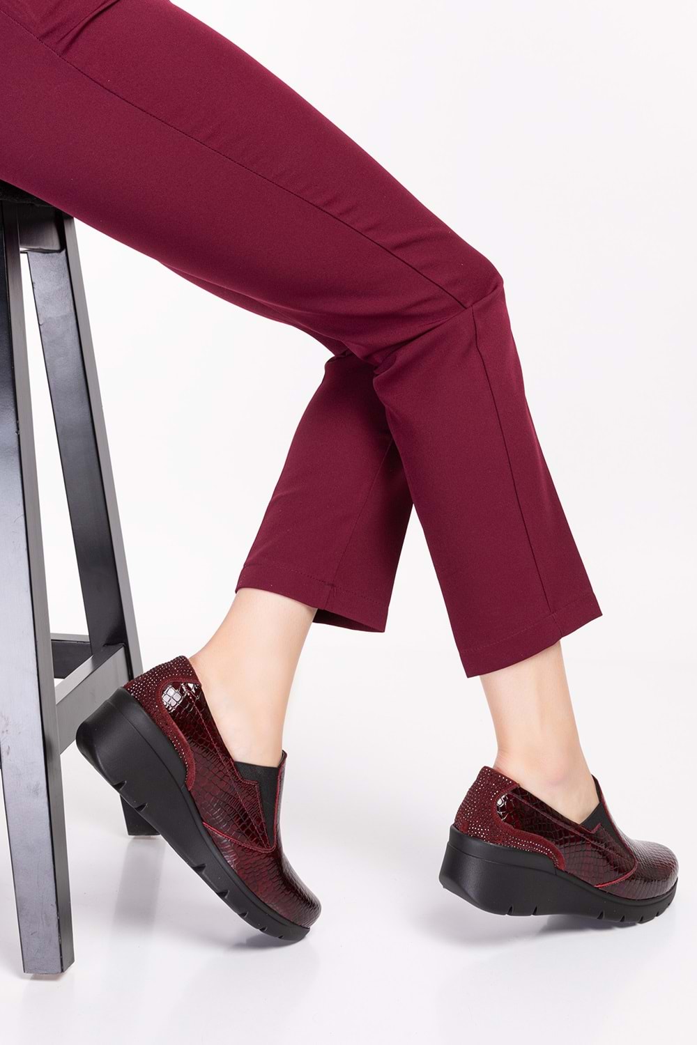 Gondol Hakiki Deri Anatomik Taban Rahat Ayakkabı esfa.4052 - Bordo Croco - 35
