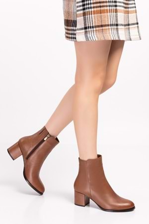 Gondol Kadın Hakiki Deri Klasik Topuklu Bot anl.5810 - Ceviz - 40