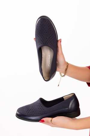 Gondol Hakiki Deri Üzeri Strecli Taş Detaylı Günlük Ayakkabı vdt.194 - Lacivert - 36