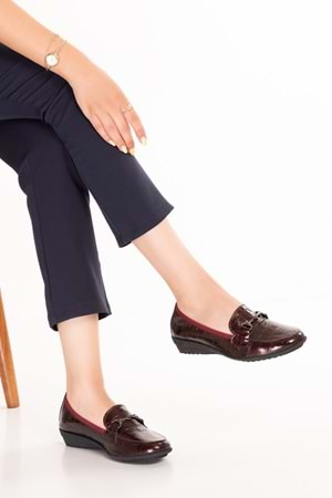 Gondol Kadın Hakiki Deri Anatomik Taban Lastikli Babet ell.7085 - Bordo - 39