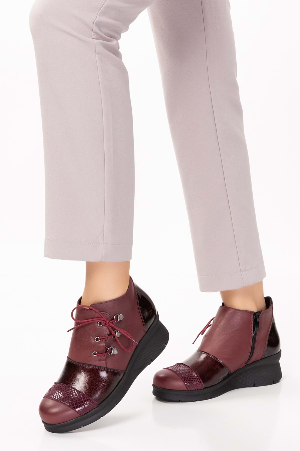 Gondol Kadın Hakiki Deri parlak Rugan Detaylı Rahat Bot ell.7141 - Bordo - 38