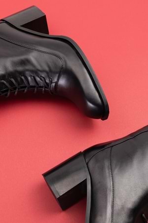 Gondol Kadın Hakiki Deri Bağcık Detaylı Fermuarlı Bot RG.88100 - Siyah - 40