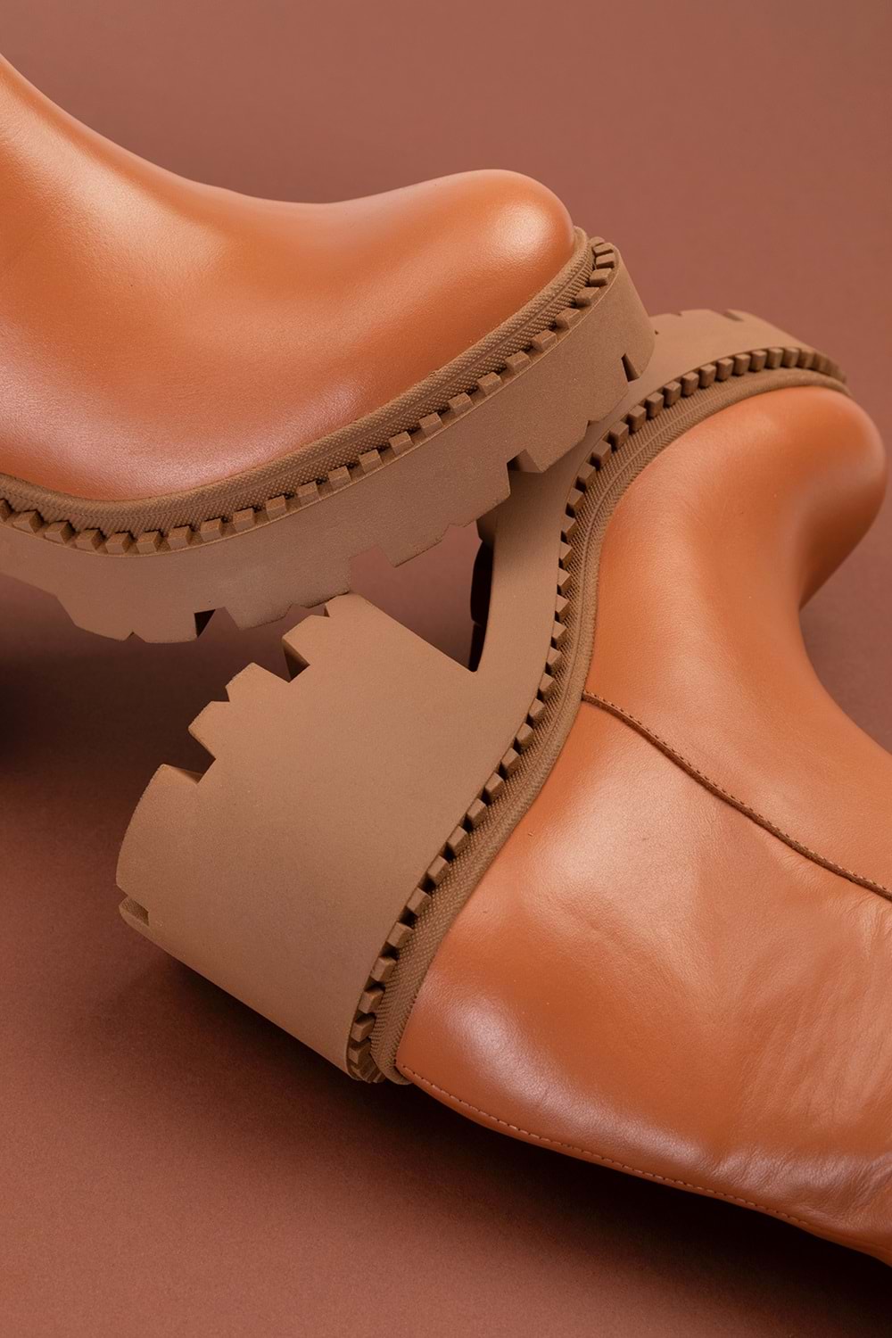 Gondol Hakiki Deri Kalın Taban Platform Topuklu Çizme vtg.23804 - Taba - 40