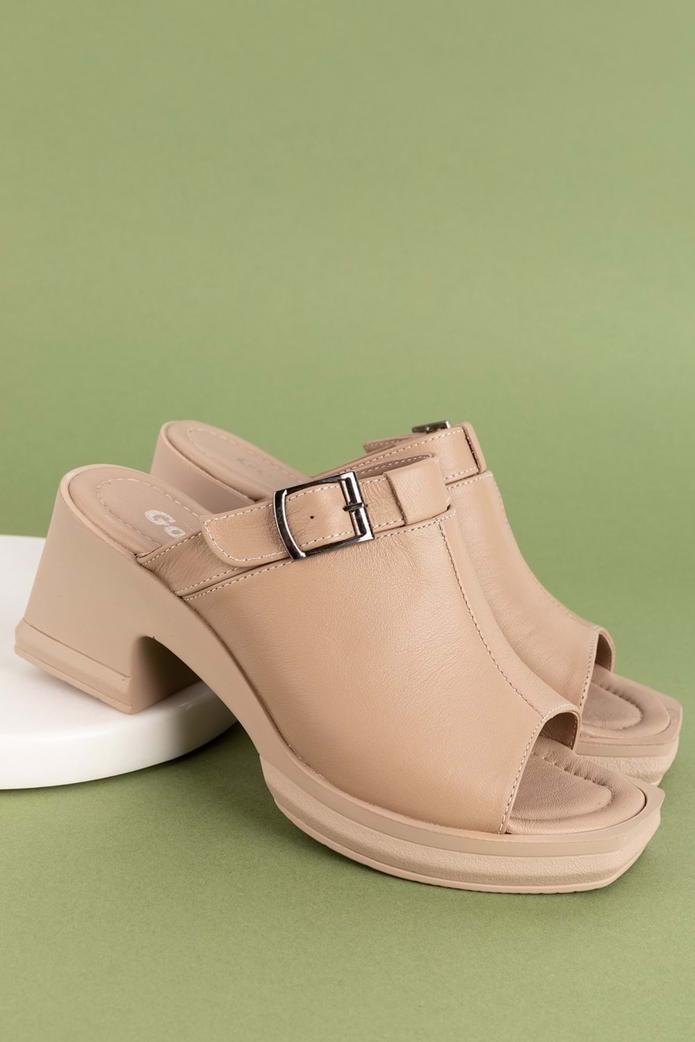 Gondol Kadın Hakiki Deri Şık Topuklu Terlik ez.5003 - Vizon - 36