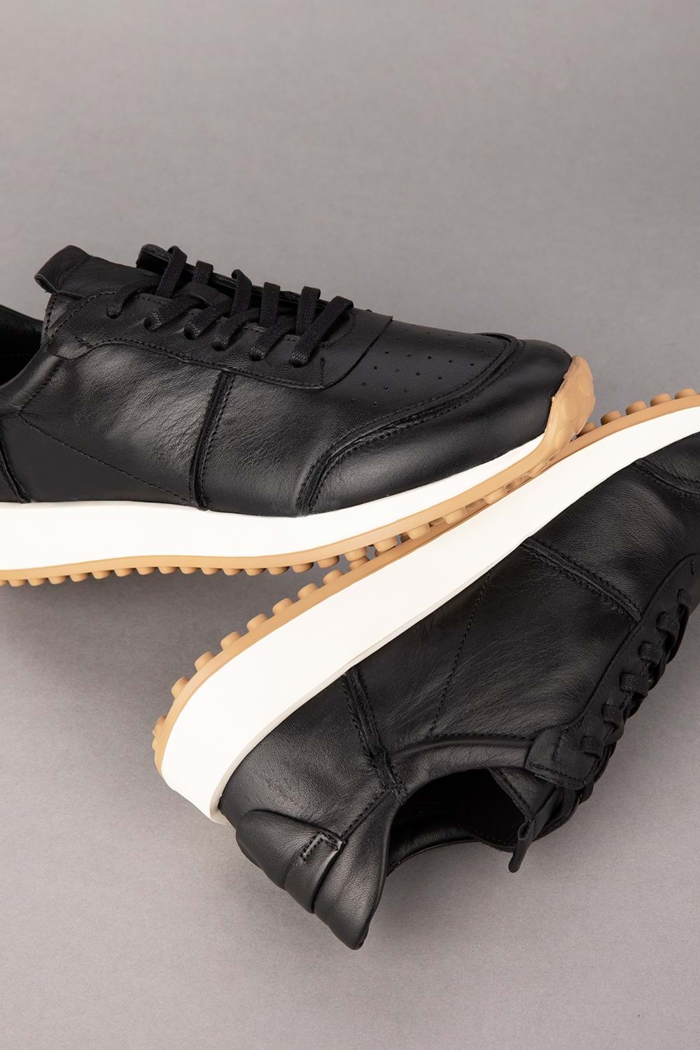 Gondol Kadın Içi Dışı Hakiki Deri Günlük Rahat Ayakkabı tnl.6061 - Siyah Cilt - 36