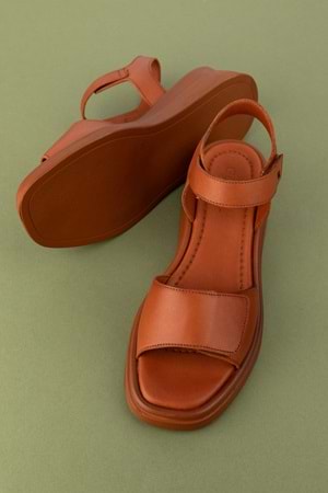 Gondol Kadın Hakiki Deri Günlük Rahat Cırtlı Sandalet ayh.1111 - Taba - 39