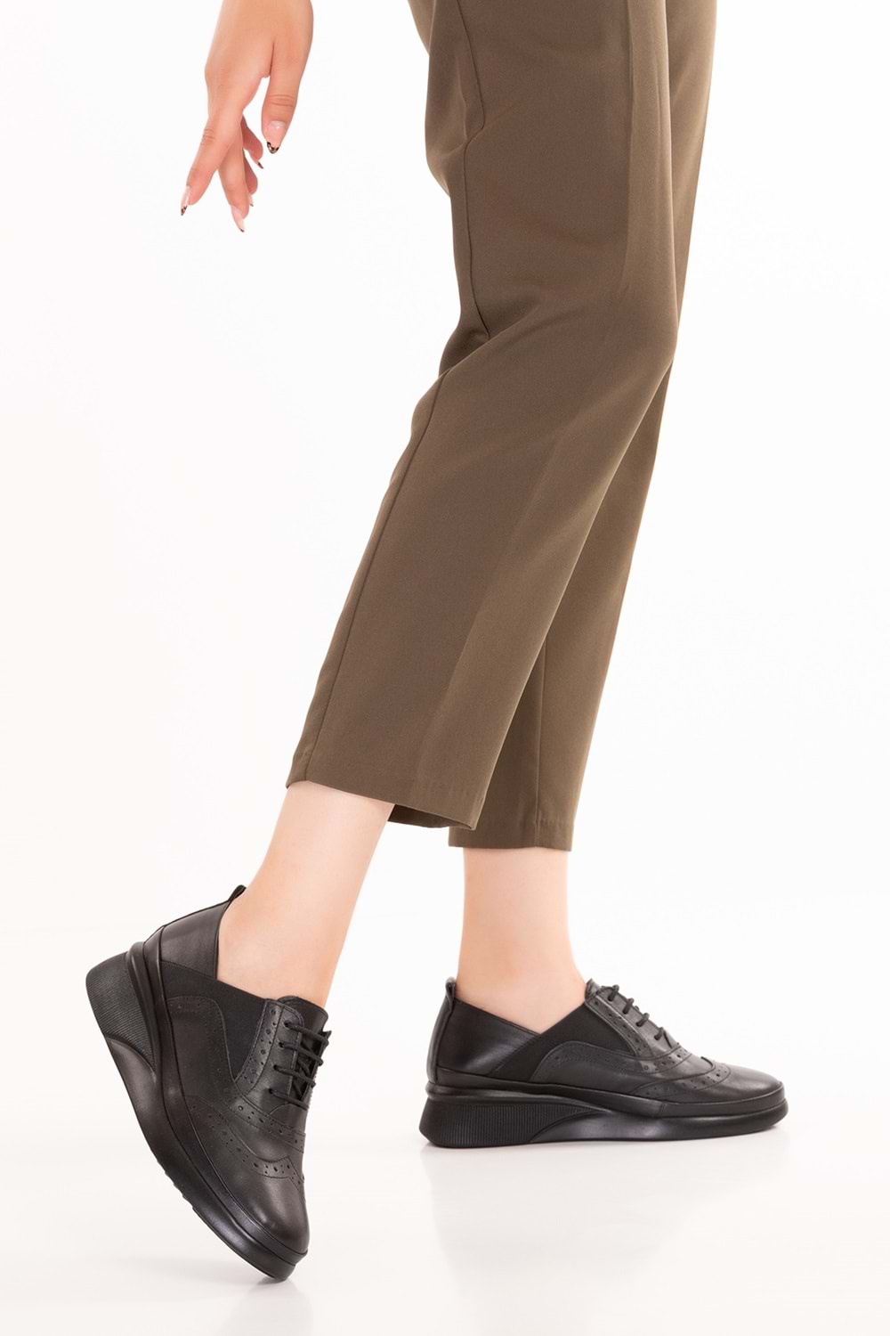 Gondol Hakiki Deri Anatomik Taban Rahat Ayakkabı elnr.3803 - Siyah - 41