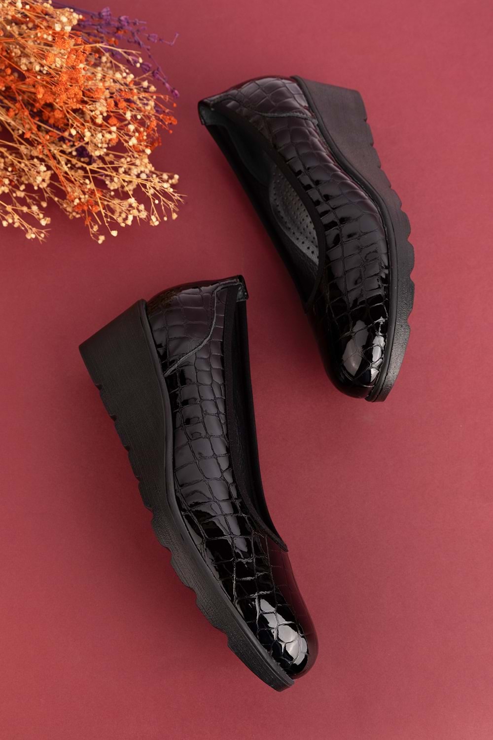 Gondol Hakiki Deri Dolgu Topuk Günlük Anne Ayakkabı ell.6806 - Siyah Croco - 36