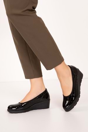 Gondol Hakiki Deri Dolgu Topuk Günlük Anne Ayakkabı ell.6806 - Siyah Croco - 36