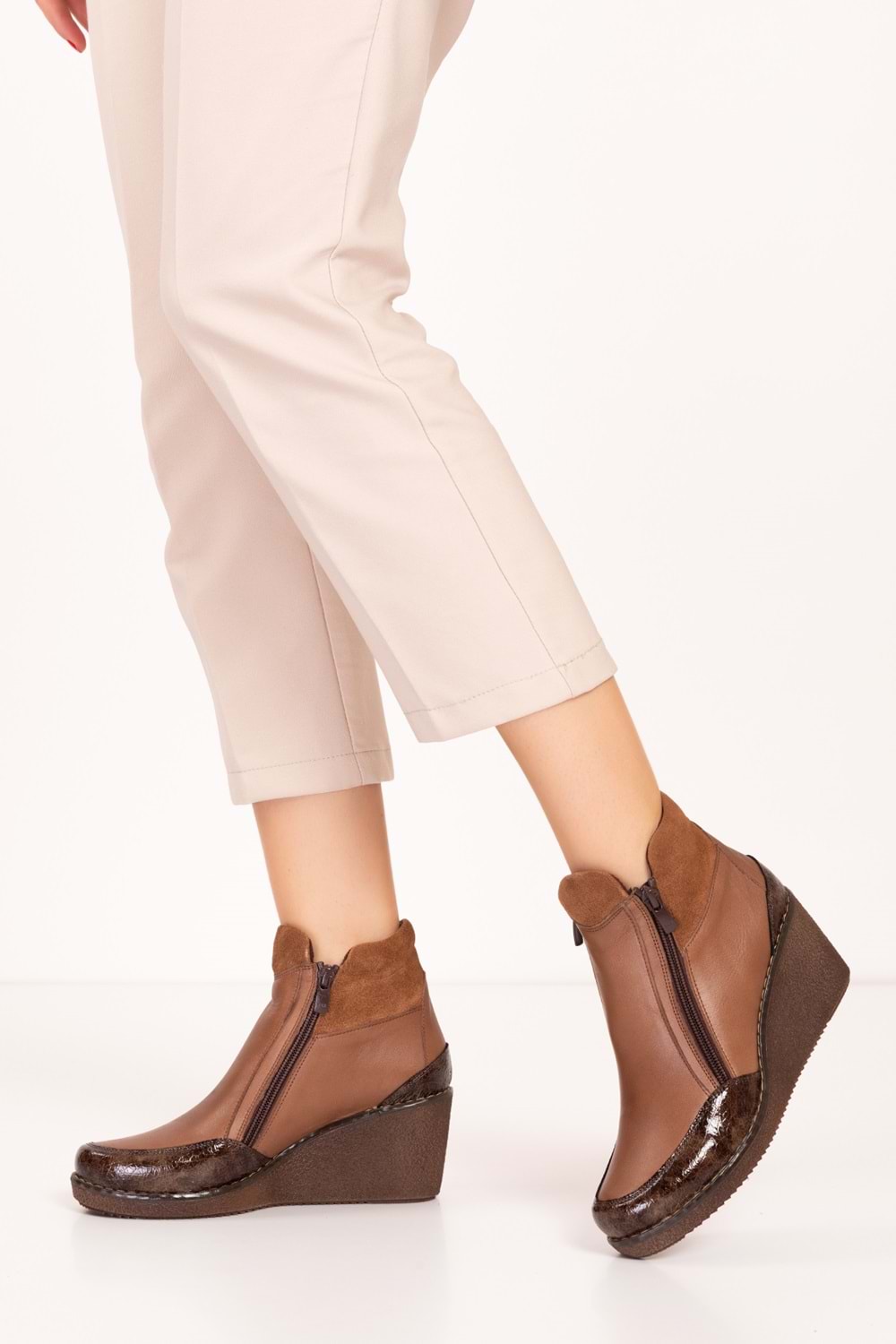 Gondol Kadın Hakiki Deri Günlük Anne Botu ell.7111 - Ceviz - 35