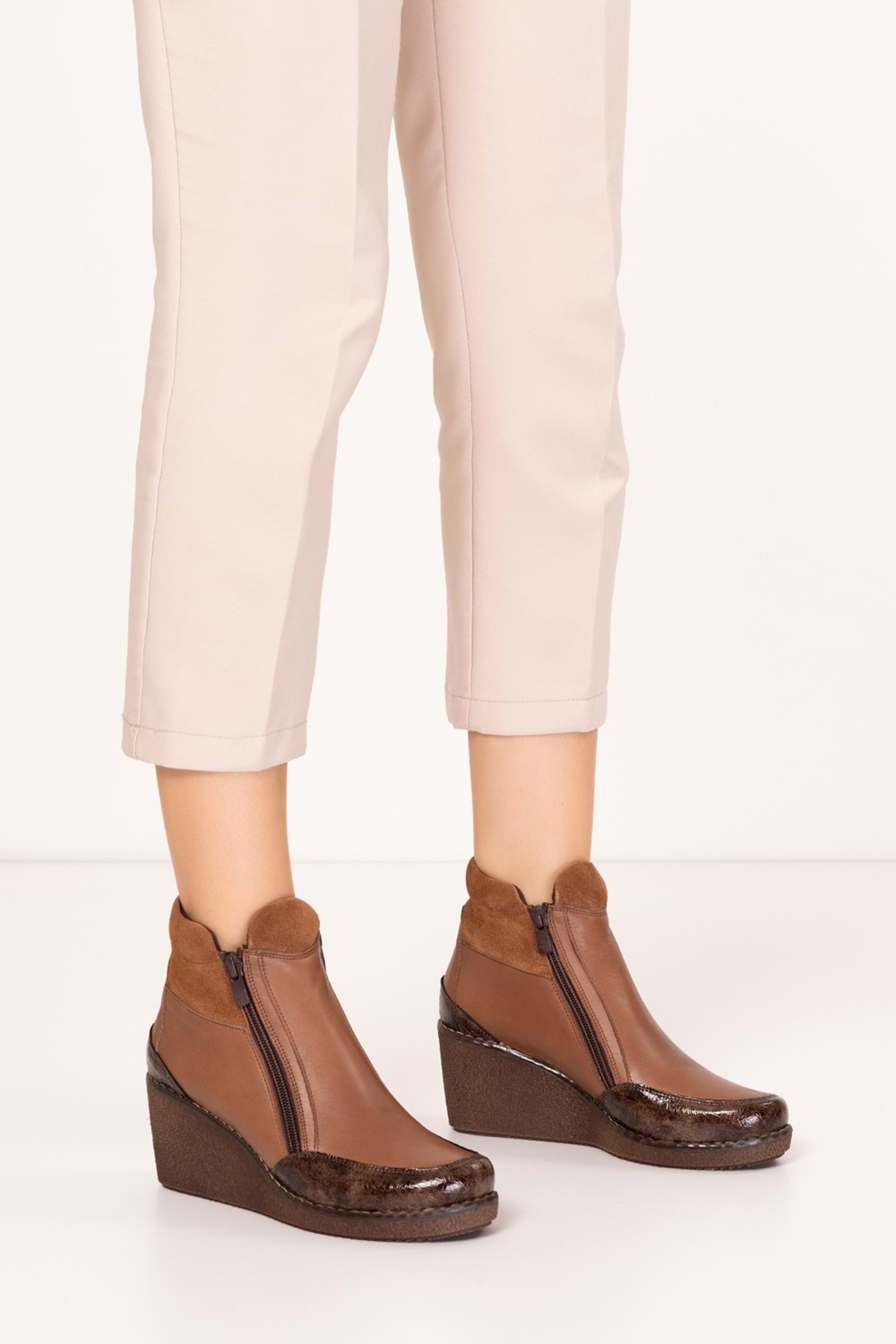 Gondol Kadın Hakiki Deri Günlük Anne Botu ell.7111 - Ceviz - 35