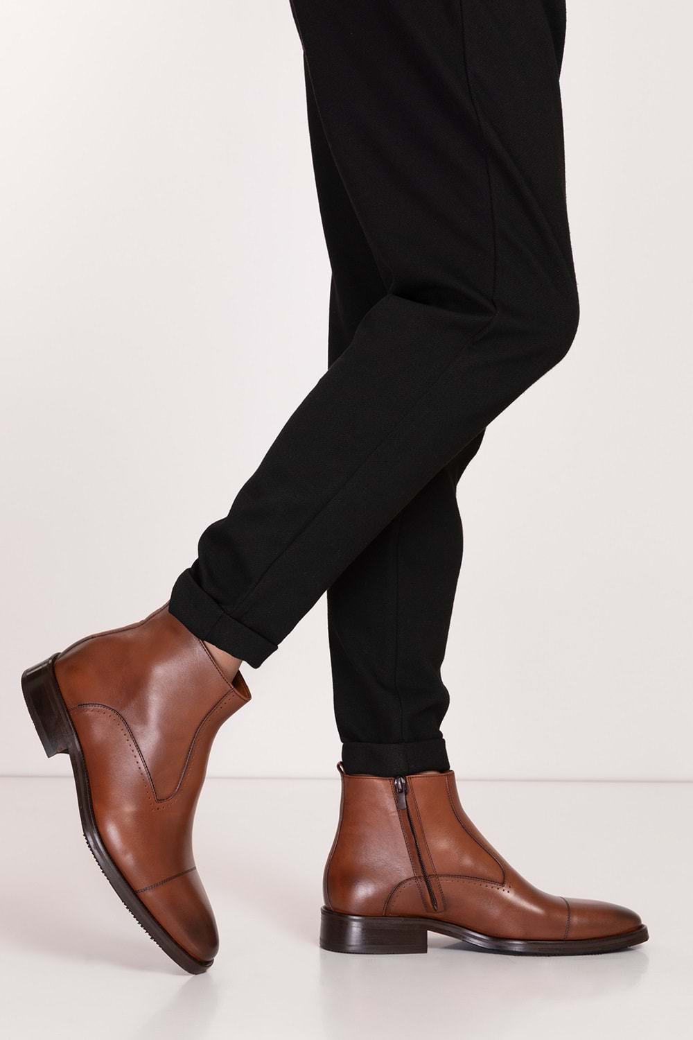 Gondol Erkek Hakiki Deri Klasik Sivri Burun Bot ny.490 - Taba - 40