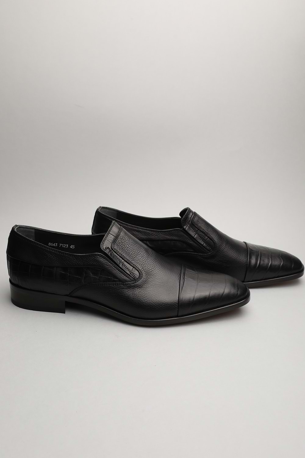Gondol Erkek Hakiki Deri Klasik Siyah Croco 45 ttx.148