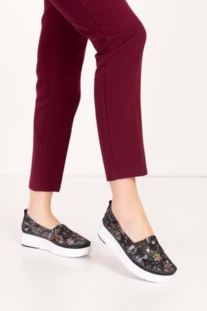 Gondol Hakiki Deri Rahat Yazlık Çiçek Desenli Ayakkabı kla.24 - Siyah - 39