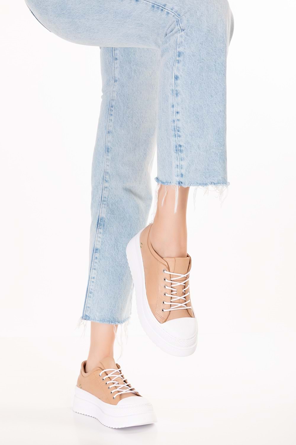 Gondol Hakiki Deri Günlük Hafif Taban Spor Ayakkabı zx.1104 - Somon - 39