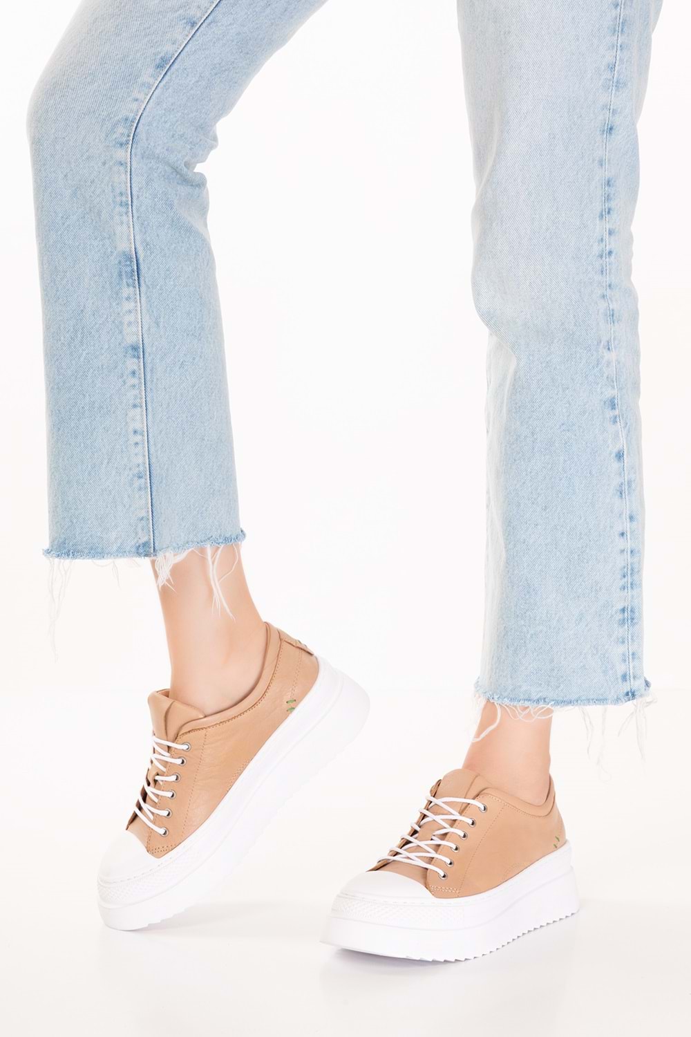 Gondol Hakiki Deri Günlük Hafif Taban Spor Ayakkabı zx.1104 - Somon - 39