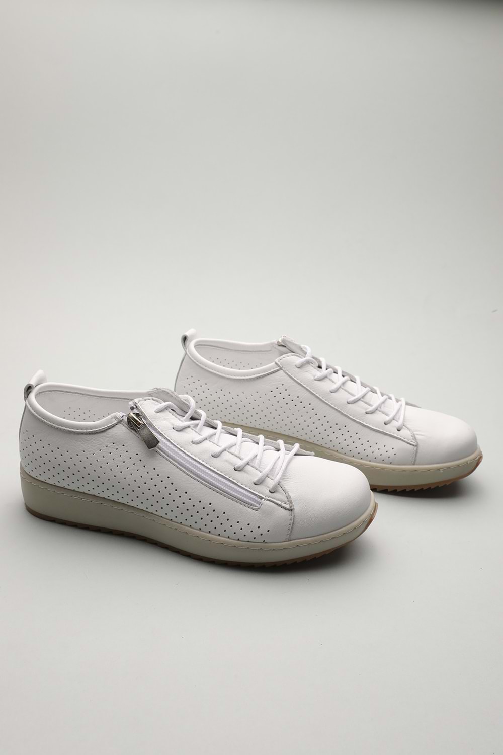 Gondol Hakiki Deri Günlük Rahat Fermuarlı Yazlık Ayakkabı zx.2402 - Beyaz - 41