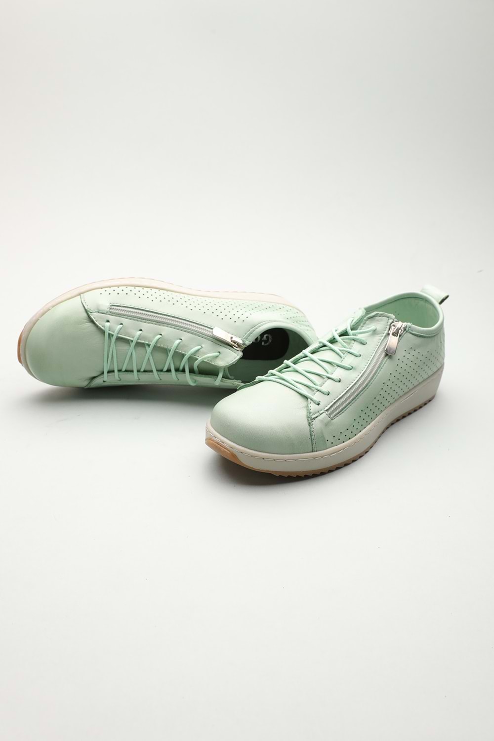 Gondol Hakiki Deri Günlük Rahat Fermuarlı Yazlık Ayakkabı zx.2402 - Mint - 37