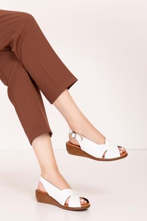 Gondol Hakiki Deri Dolgu Topuklu Rahat Anne Sandalet mlk.5813 - Beyaz - 36
