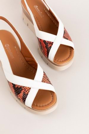 Gondol Hakiki Deri Renkli Kombin Dolgu Topuklu Sandalet mlk.5807 - Beyaz - 39