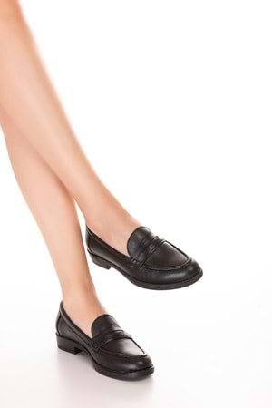 Gondol Hakiki Deri Kadın Klasik Loafer md.236 - Siyah - 40