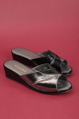 Gondol Hakiki Deri Şık Atom Ev Terliği Blc.17 - Siyah-Platin - 36